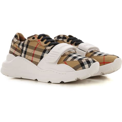 burberry girls shoes